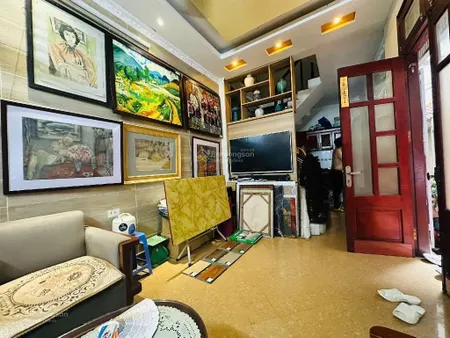 Chủ cần tiền bán gấp phố tấy sơn 8tỷ
