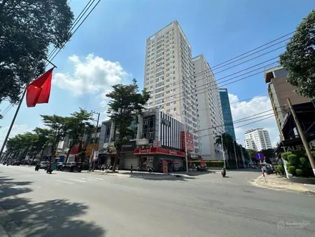 Bán đất phú hoàgần toà nhà becamex đường 30/4 vô xíu 6,1x20 thổ cư 89m2 giá cực tốt