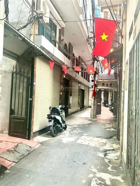 Chủ cần bán gấp thương lượng tốt. nhà đẹp ngõ 354 trường chinh. 45m2x 5 tầng chỉ 8.x tỷ.