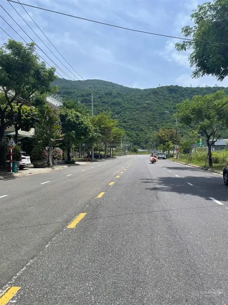 Duy nhất lô đất bt nghỉ dưỡng view núi biển 2 mt lê văn lương giá 34.5 tỷ 0905 350 ***