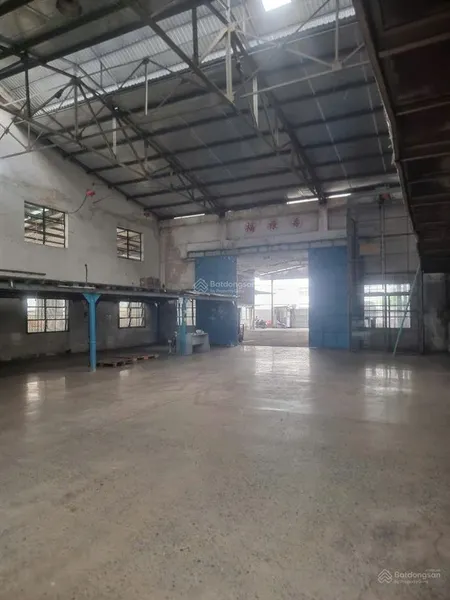 Bán 2 kho, xưởng giá rẻ trong kcn vĩnh lộc q. bình tân. tp. hcm. dt 5000m2. 10.000m2.