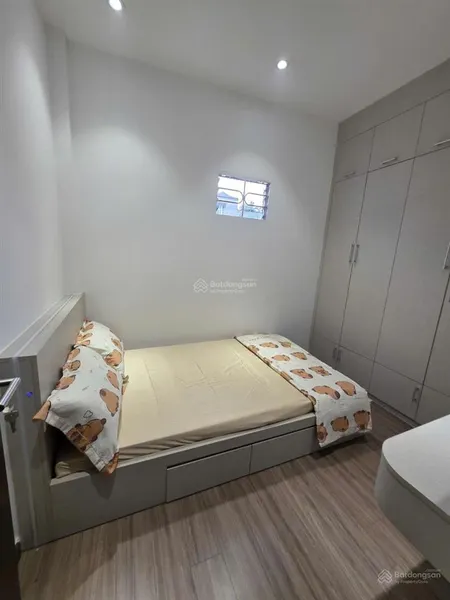 Chính chủ bán nhà hai bà trưng ngõ ba gác đua xe ôtô cách 50m ngõ thông tứ phía tặng full nt