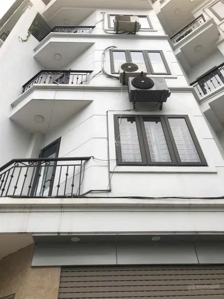 Bán nhà lai xá hoài đức 35m2 5 tầng mt4m ngõ ô tô qua nhà gần chợ gần trường học các cấp