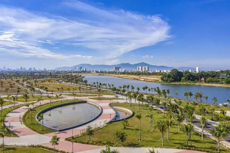 Bán cặp đất sạch đẹp 10x21m, 210m2, gần chung cư sun group đang xây, giá 10,5 tỷ