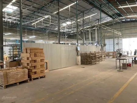 B.án nhà xưởng 3 mặt tiền đường. hố nai .đang cho thuê 45tr/tháng dt 1500m2. sổ riêng quy hoạch h
