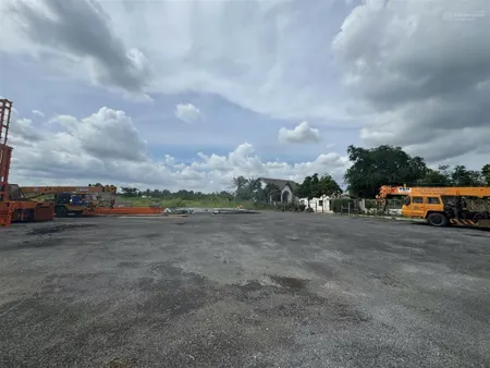 Hàng xây kho bãi mặt tiền đường trương văn đa (ngang 60m). 10500m2 có 300m2 thổ cư