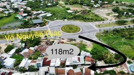 Đất mặt tiền núi cấm vĩnh thái, ô tô tránh, gần võ nguyên giáp, giá 4,3 tỷ