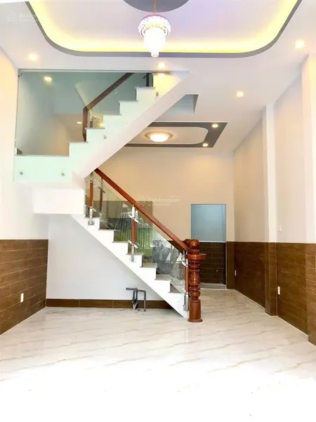 Chủ gửi bán căn nhà đẹp, 1 lầu kiên cố tại đường phú định p.16 q.8 giá mềm