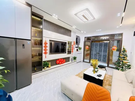 Chính chủ gửi bán miễn môi giới trung gian nhà đẹp 45m2x 4 tầng trương định hà nôi. 7.x tỷ