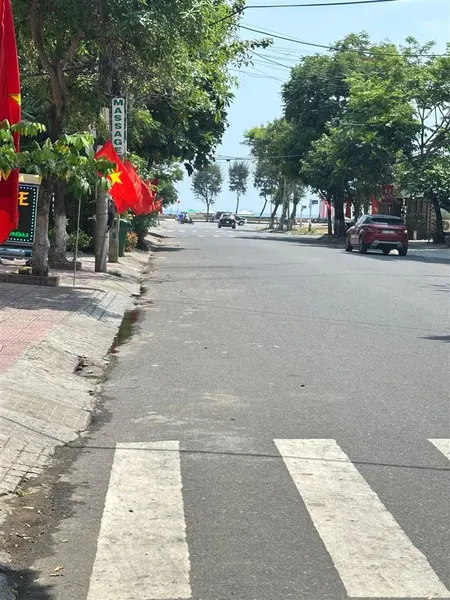 Chào bán mặt tiền đường 10.5m phan văn định, cách biển 50m