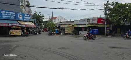 Bán kho mt đường số 6 tân tạo a, bình tân 10 x 20. giá 11 tỷ tl