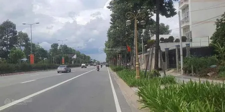 Mặt tiền hùng vương 7x21 tc 82m, 6x20, 10x31,3700m2 kinh doanh quán ăn, cà phê khách sạn salon ô tô