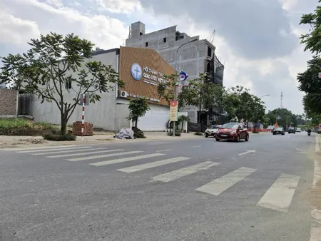 Bán đất mặt phố trần đăng khoa, long biên, 120m2, giá 47.5 tỷ, phố mới, đường đẹp, view công viên