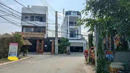 Bán gấp lô góc 2mt đường 8, long phước, vị trí kd tốt, giá mềm chỉ 5,5 tỷ 0934 652 ***