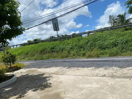 Bán đất gần 800m2 (thổ cư 300m2), tặng kho 200m2. cần bà đạt ql 61c