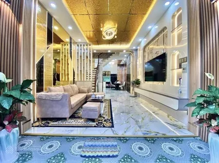 Cô tuyền cần tiền nên bán gấp nhà đ.tôn thất thuyết p.16 q.4,đang cho thuê 17triệu giá 2tỷ950
