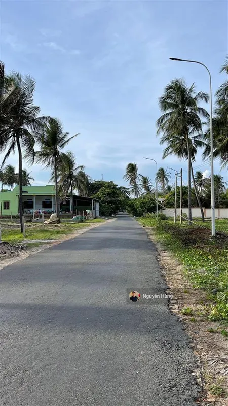 Tôi cần bán mặt tiền bùi xuân phái hòn rơm, mũi né diện tích 1.600m2