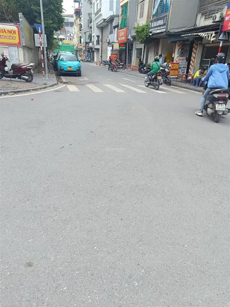 Đất cổ nhuế diện tích 30m2, mặt tiền 5,9m, giá chào 5,1 tỷ, có thương lượng, ô tô đỗ, kinh doanh