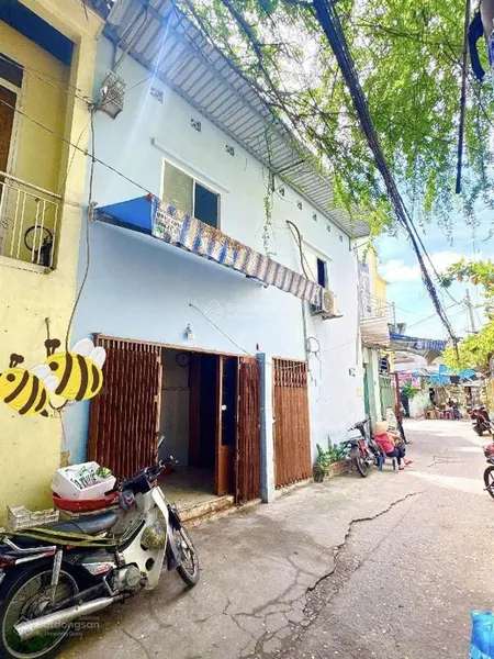 Bán nhà ấp chiến lược , bhh a , bình tân , nhà ngon , bổ , rẻ , xem ngay