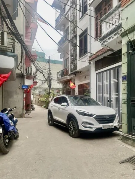 Bán nhà mỹ đìnhthiên hiền . 42m gần ô tô 8,8 t.ỷ
