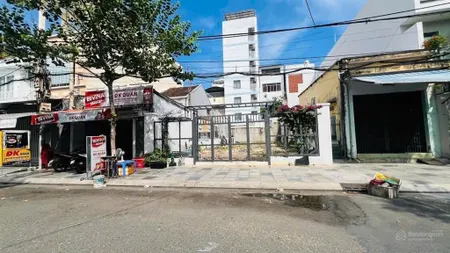 Bán lô đất mặt tiền đường khúc thừa dụ, nha trang gần vòng xuyến hoàng diệu ngang dt 201m2. 8,8m
