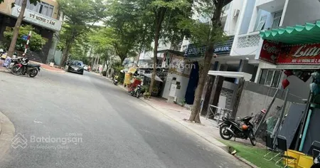 Kẹt tiền kinh doanh cần bán đất phố trong đường số 10 kdc kim sơn quận 7 giá cực mềm