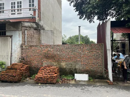 Chủ cần tiền bán nhanh 100mfull .trục chính gần chợ dược hạ tiên dược .