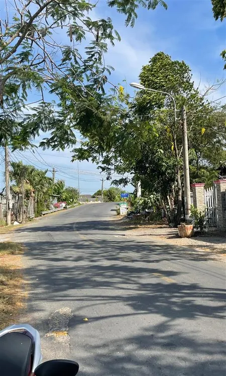 Bán 5x34m thổ cư giá rẻ mặt tiền kinh doanh nhựa nguyễn thông có nhiều kho thanh long nhiều nhà trọ