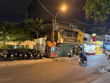 Mt khu cư xá bắc hải p. 15 q. 10 10,55x25m. nh 13,4m. cn 354m2 nhà cấp 4 83 tỷ