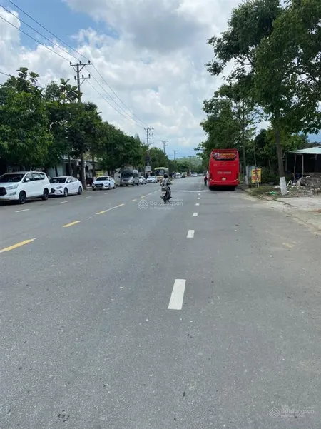 Lô biêt thư hoà ninh. xac khu thuong mại tu do. và bana.