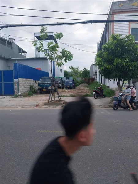 Bán đất đường đà sơn p hòa khánh liên chiểu dt 100m ngang 5 đường 10,5m lề 5m.