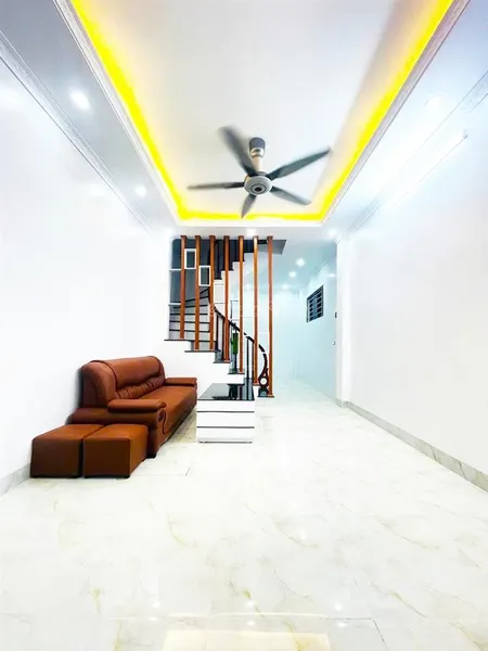 Phải nhanhnhà chùa láng đẹp dân xây 6pn full nội thất, 3 thoáng ở sướng|dt40m2x5t9,2tỷ