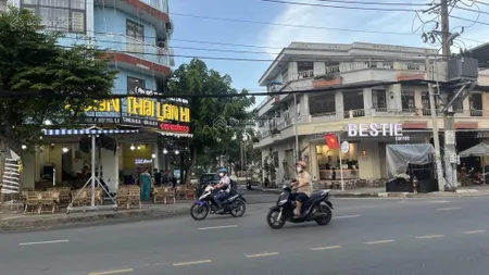 Lô đất vip 110m2, mặt tiền man thiện, lê văn việt, vincom, kinh doanh sầm uất, q9. 11 tỷ nhỉnh
