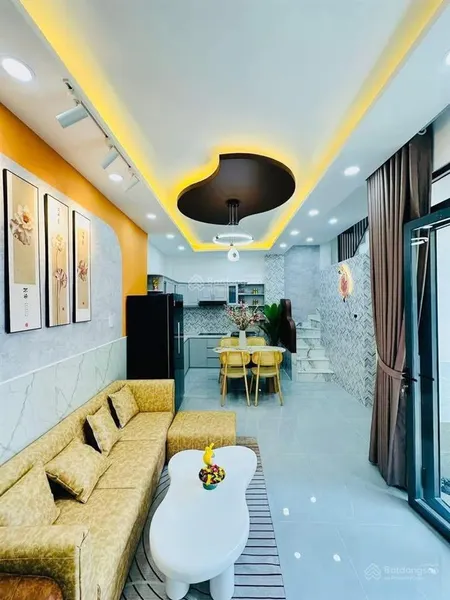 Cô chú tâm bán nhà định cư mỹ, đường nguyễn trọng tuyển p1 tân bình,dt 54,9m2/3,850 ty, hẻm xe hơi