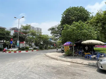 Đất, cực rẻ, phố đỗ nhuận, 80m2, ô tô, cạnh công viên hoà bình, chợ xuân đỉnh, 11.5 tỷ
