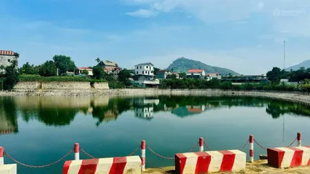 Chính chủ bán đất phú mãn đất hoà lạc lô góc 3 mặt đường ô tô tránh 78m2 nhỉnh 2 tỷ 0977 514 ***