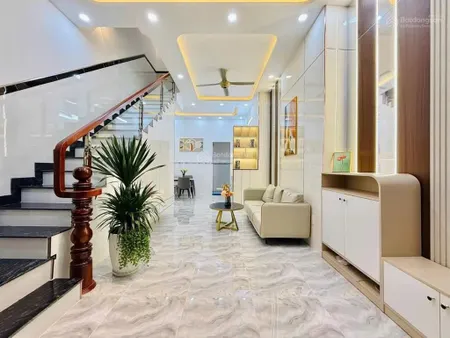 Bán nhà giá ngộp dt 49.5m2, giá 1tỷ940, hồ biểu chánh, p.11 quận phú nhuận, shr