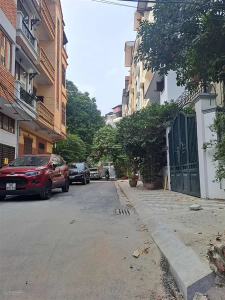 Bán nhà 55 m2, 6 tầng, giá 17 tỷ, ô tô đỗ cửa, dòng tiền, hoàng quốc việt, nghĩa đô, cầu giấy