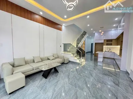 Bán nhanh căn nhà ngay Lê Văn Quới, Bình Tân. Giá: 2 tỷ 150tr, Dt: 75m2, Sổ riêng