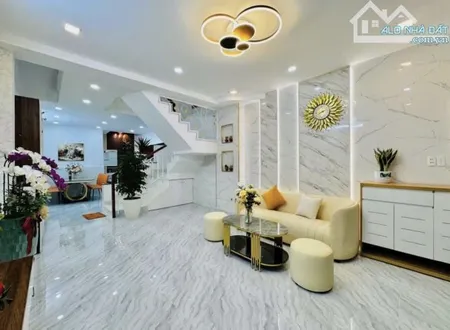 Bán ngay căn nhà Hoàng Việt, Tân Bình/ DT 63,2m2/ Giá 4 Tỷ 730Tr/ SHR/ Hẻm OTO 5,5m