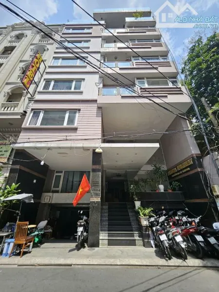 SIÊU PHẨM DÒNG TIÊN 180TR/THÁNG (10 X 20M)HẦM _ 8 TẦNG, KHU SÂN BAY , GIÁ SIÊU RẺ