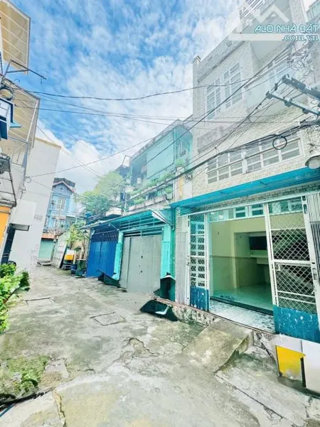 🚘 Hàng Thơm - Ngay Emart Phan Huy Ích - 4 Tầng - 42m2 - Hẻm 5M Chỉ 5.35 Tỷ
