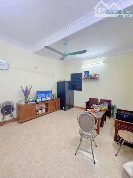 Bán nhà Ngõ 343 Đội Cấn, cách ô tô tránh 50m, Nhỉnh 7 tỷ, DT 35m, mặt tiền 6m