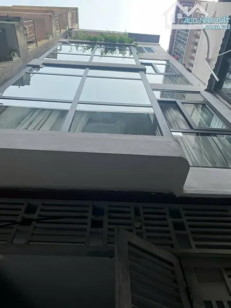 Bán Nhà 4 tầng Phùng Khoang, Nam Tư Liêm, Ô chờ Thang, 43m, 8.8 tỷ