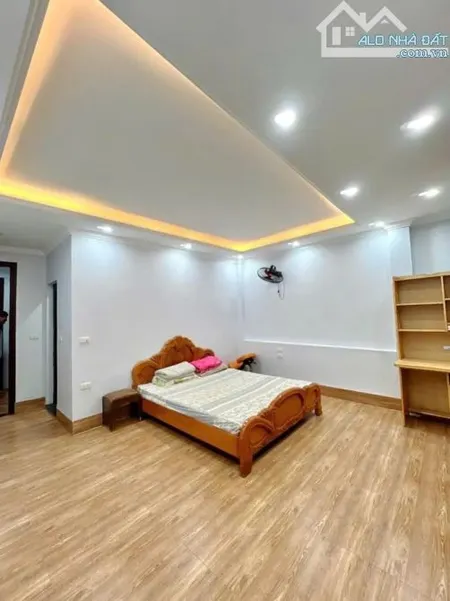 BÁN NHÀ LÊ TRỌNG TẤN - 71m X 5 TẦNG - Ô TÔ LÙI CỬA - NGÕ THÔNG - CHỈ 14 TỶ NHỈNH