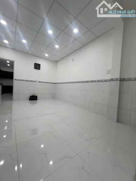 HẺM XE HƠI 6M NGAY HÀNG XANH - PHƯỜNG 21 BÌNH THẠNH - 2 TẦNG 40M2 - 5TỶ39 TL