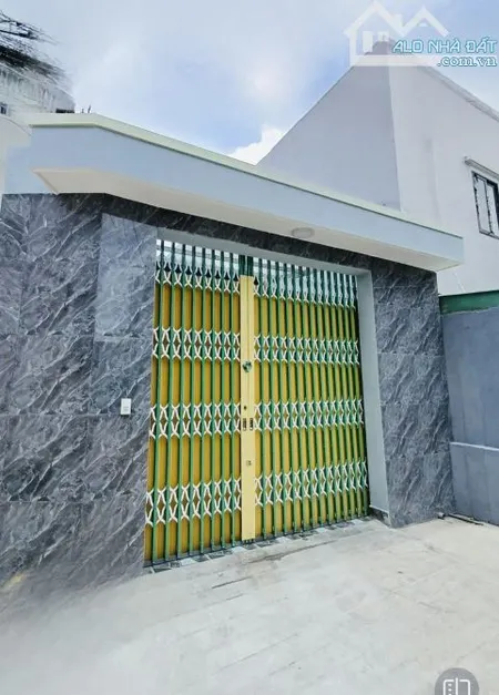 Bán Nhà Hiệp Thành Q12 - 73M2( 4.4 x23)- Cấp 4- HXT - Chỉ 4,46 Tỷ.