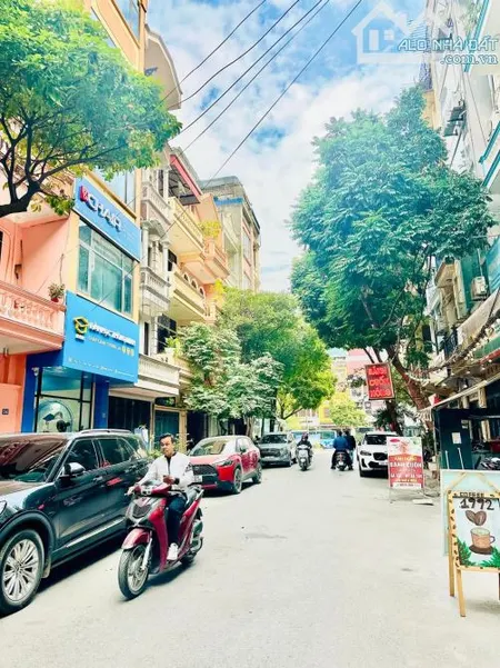 Mạc Thái Tổ - 2 Mặt Tiền - 7 Tầng Thang Máy, Đường 10m, Vỉa Hè 70m2, MT 5m, Ở & Văn Phòng