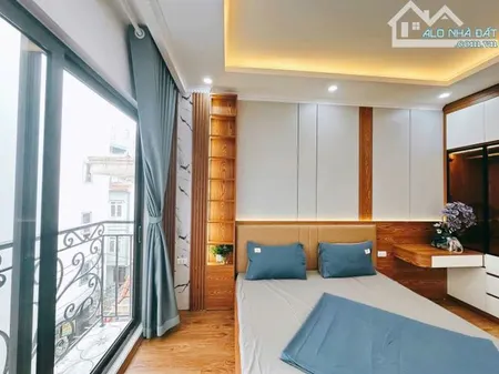 BÁN NHÀ PHỐ ĐỊNH CÔNG - 10 RA Ô TÔ TRÁNH - THANG MÁY - DT 32M2 - GIÁ 8.38 TỶ