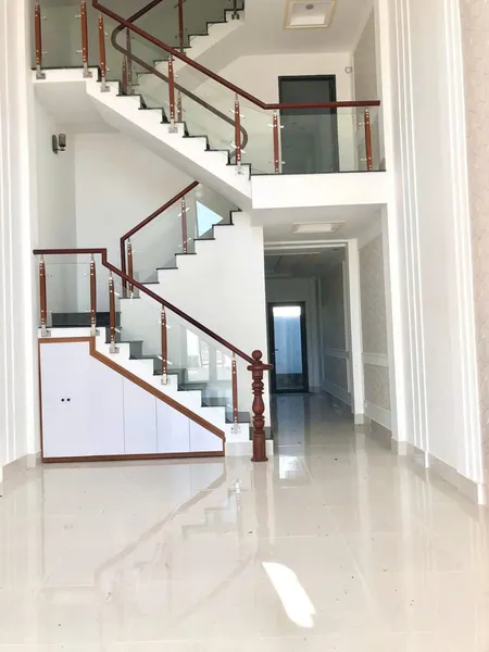 Cho thuê nhà 1 trệt 1 lửng 1 lầu KDC Cao cấp Phố Xanh